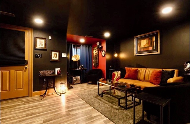 Bloomingdale Blues Speakeasy w Free Parking! in Northwest DC