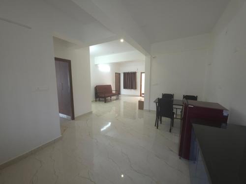 Blossom Service Apartment