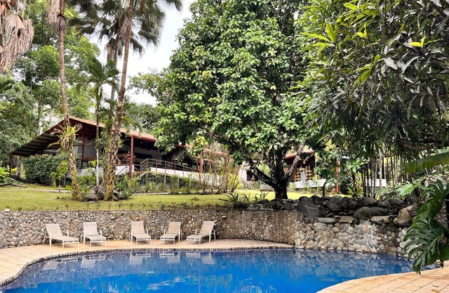 Blue Banyan Inn