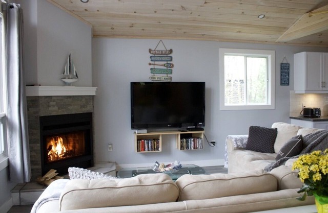 Blue Bay Cottage in the heart of Georgian Bay - licence # STRTT-2025-195