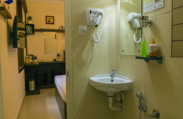 Blue Bell Airport Hotel