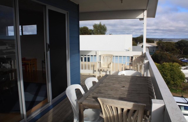 Blue Breeze Marion Bay