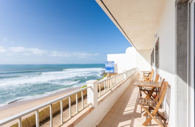 Blue Buddha Beach Rooms & Suites