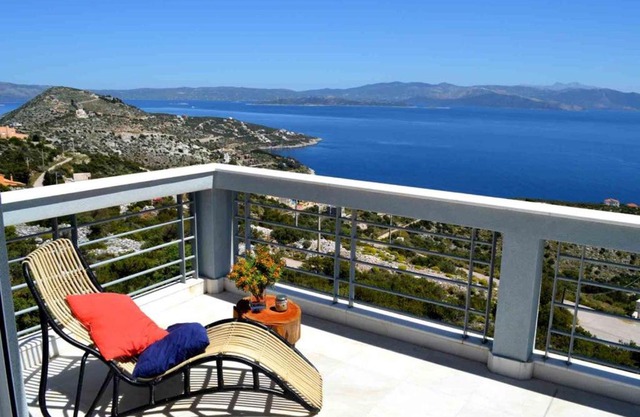 Blue Diamond Villa