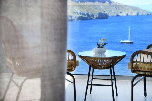 Blue Horizon Apartment