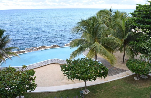 Tower Isle 2Br / 2Ba Seaside Condo