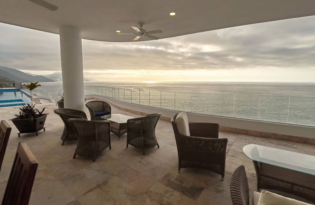Blue Horizon Residences