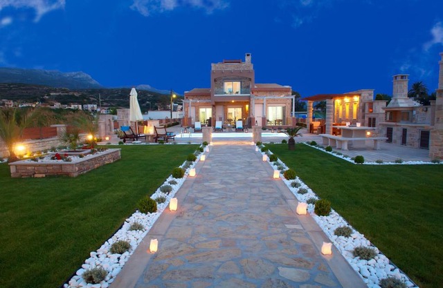 Blue Horizon Villa & Suites