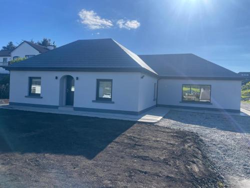 Blue house, Carraroe