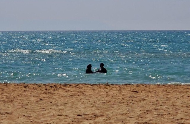 Blue lagoon 2 bed room apartment, AC for rent in ras sidr If you love calm this is for you 2 days minimum FAMILY only please