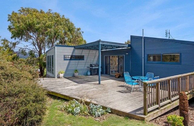 Blue Lagoon Coastal Retreat - Falmouth