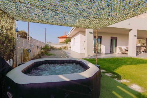 Blue Lagoon Villa