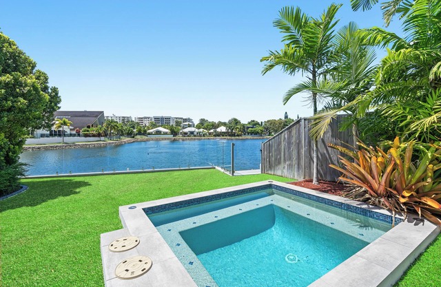 Blue Lagoon Villas