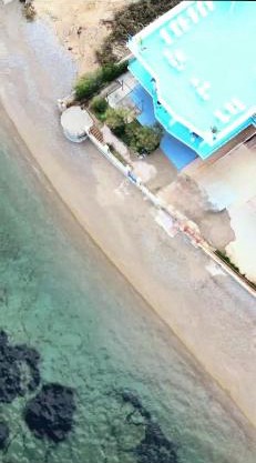 Blue Life, sea-luxury rooms on the beach between Palermo and Cefalu'