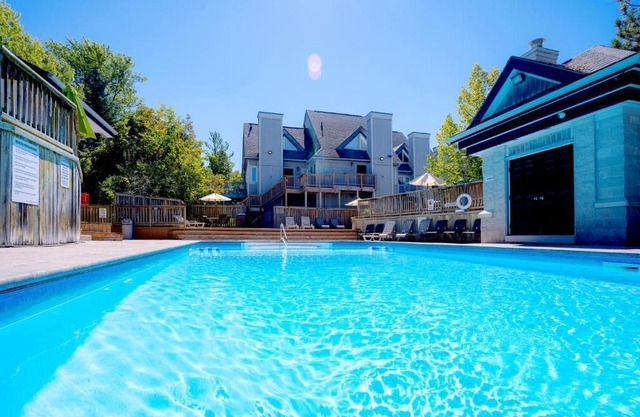 Blue Mountain at your Door Step