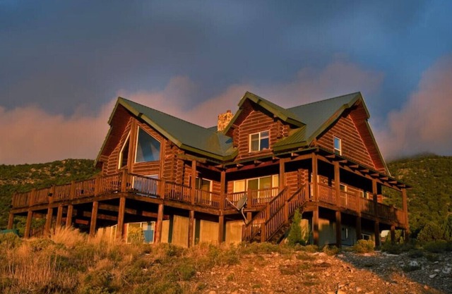 Blue Mountain Ranch | 7 Bedrooms | Sleeps 20