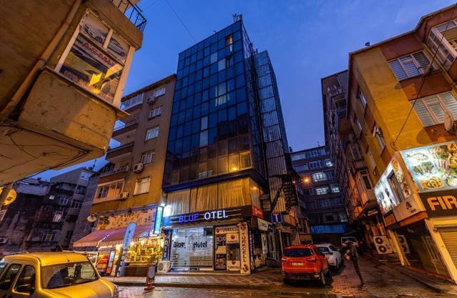 Blue Otel