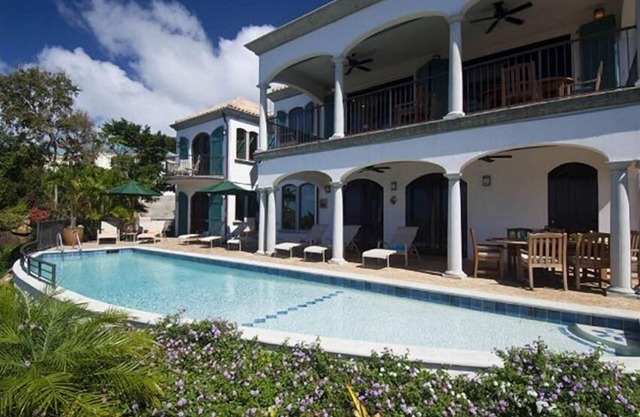 Papaya azul - ¡Perfecto estado! Hermosa vista en Virgin Grande Estate