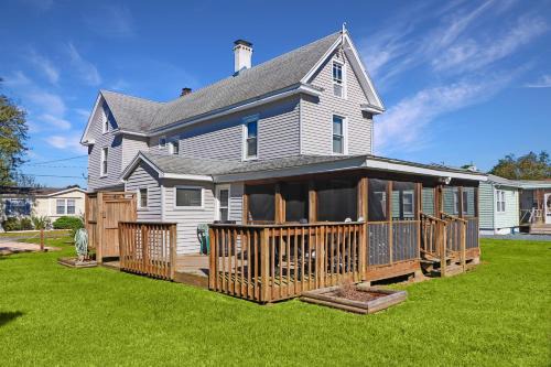 Blue Point - Pet friendly with Outdoor shower!