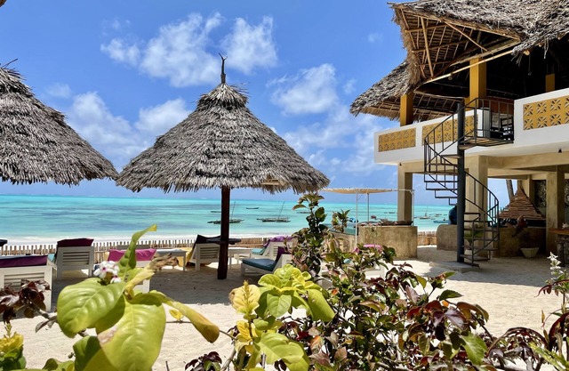 Blue Reef Sport and Fishing Lodge & Bungalows