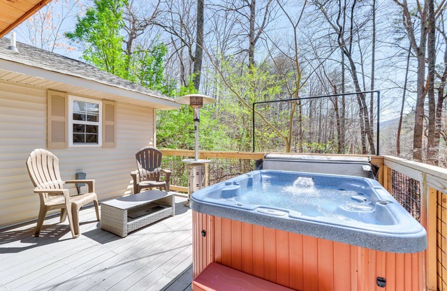 Blue Ridge Haven Near Hiking, Tubing & Kayaking!