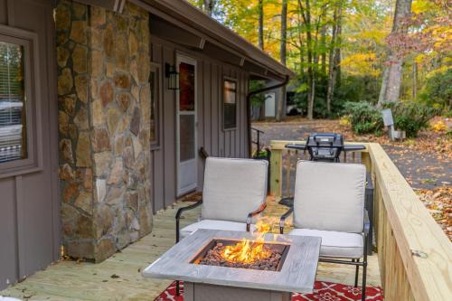 Blue Ridge Retreat at Linville Land Harbor