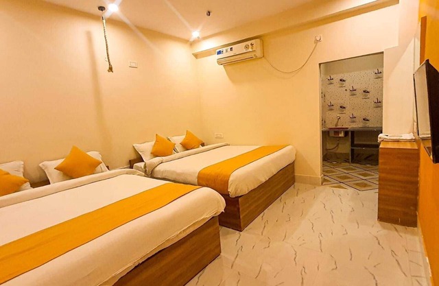 Blue Sapphire Hotel and Banquet