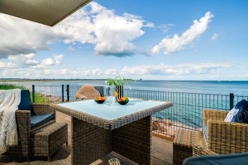 Blue Sea - exklusives Apartment mit finnischer Sauna und freiem Blick auf die Ostsee