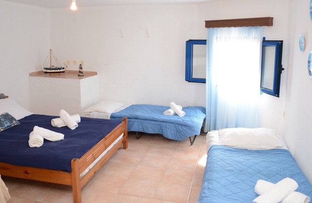 Blue Sea, is situated in Tsoutsouros just 100 m from the beach.