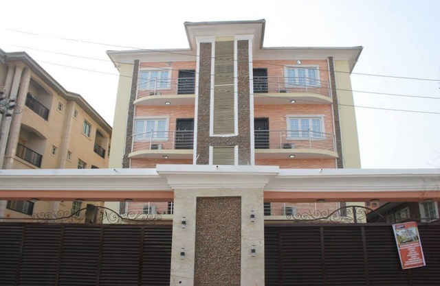 Blue Seasons Hotel & Suites