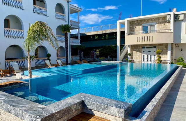 Blue Star Apartments
