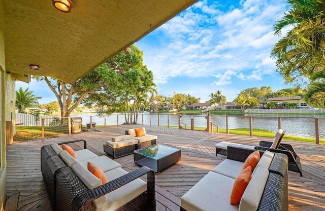 Blue Stone Lake home by PMI