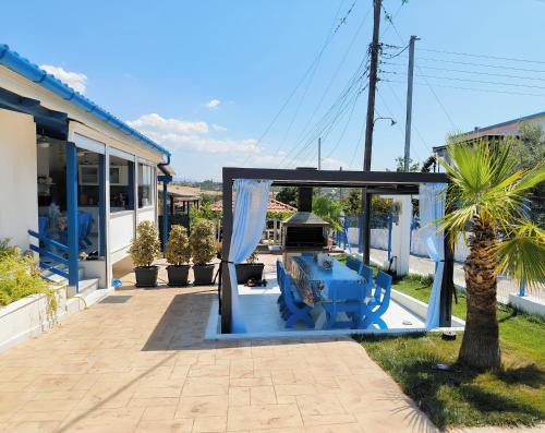 Blue Summer Villa