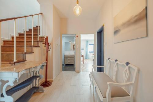 Blue Villa by Hosty