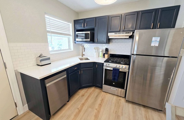 Blue Wave Suites: Make Waves in Clearwater Beach