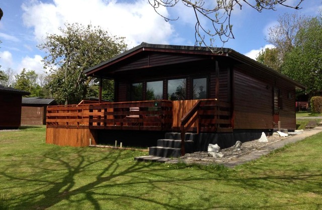 Bluebell Lodge 4 with Hot Tub, Newton Stewart