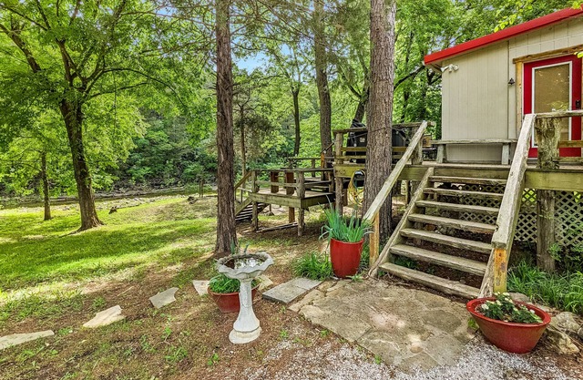 BlueBird Cabin ~ on Livingston Creek