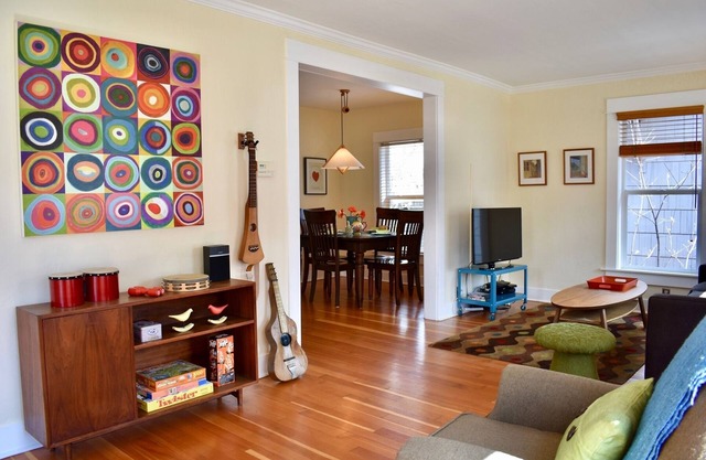 Bluebird Day - Jefferson Cottage - 1Bd + Loft Downtown Bend