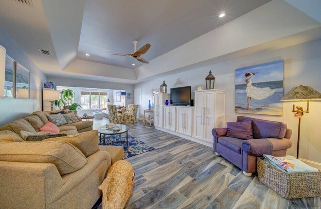 "Bluedrift Cottage"