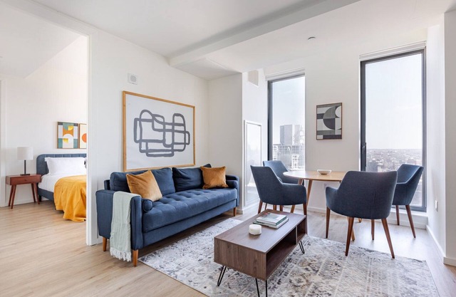 Blueground | Clinton Hill, pool, gym & AC, nr park