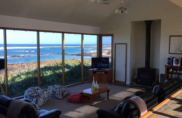 Bluestone Bay - Port Fairy