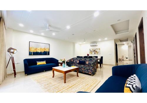 BluO Modern 3BHK Saket - Lift, Parking, Balcony