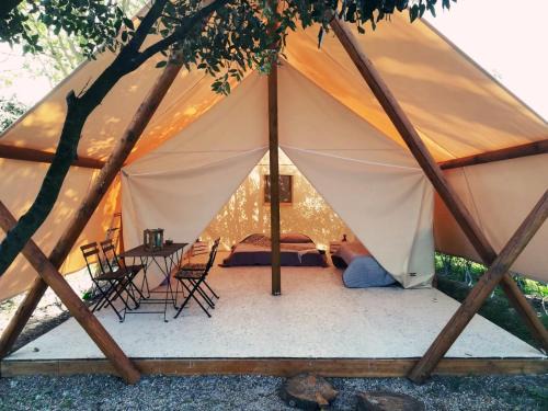 BNATURAL GLAMPING NATURISTA/NUDISTA