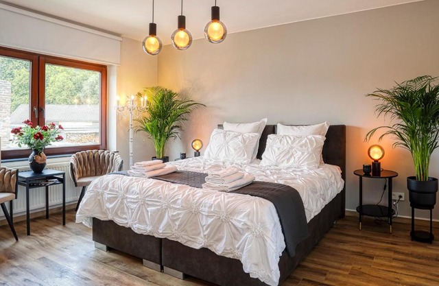 BnB Pastel -B&B Breakfast Included-