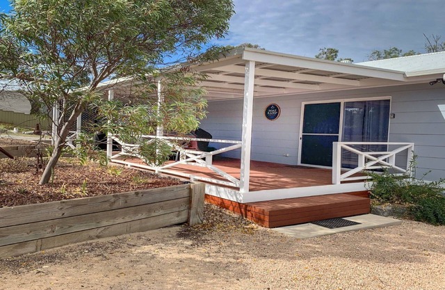 Boat Ramp Shack is a fabulous holiday shack near the Coffin Bay Boat Ramp