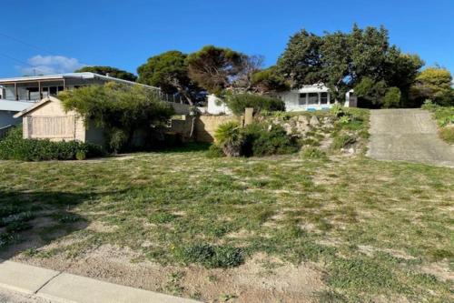 Boathouse - Highest Hilltop On Oceanfront