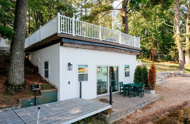 Boathouse on Arbutus Lake