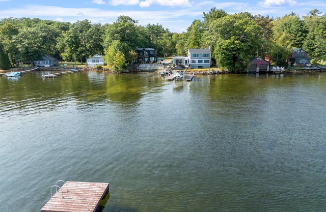 Boathouse Point on Lake Winnisquam!