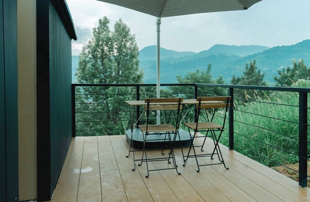 Bobocabin Gunung Mas