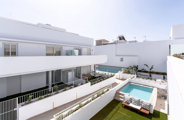 Bodega Olehousing - Tres Habitaciones Piso, Capacidad 6